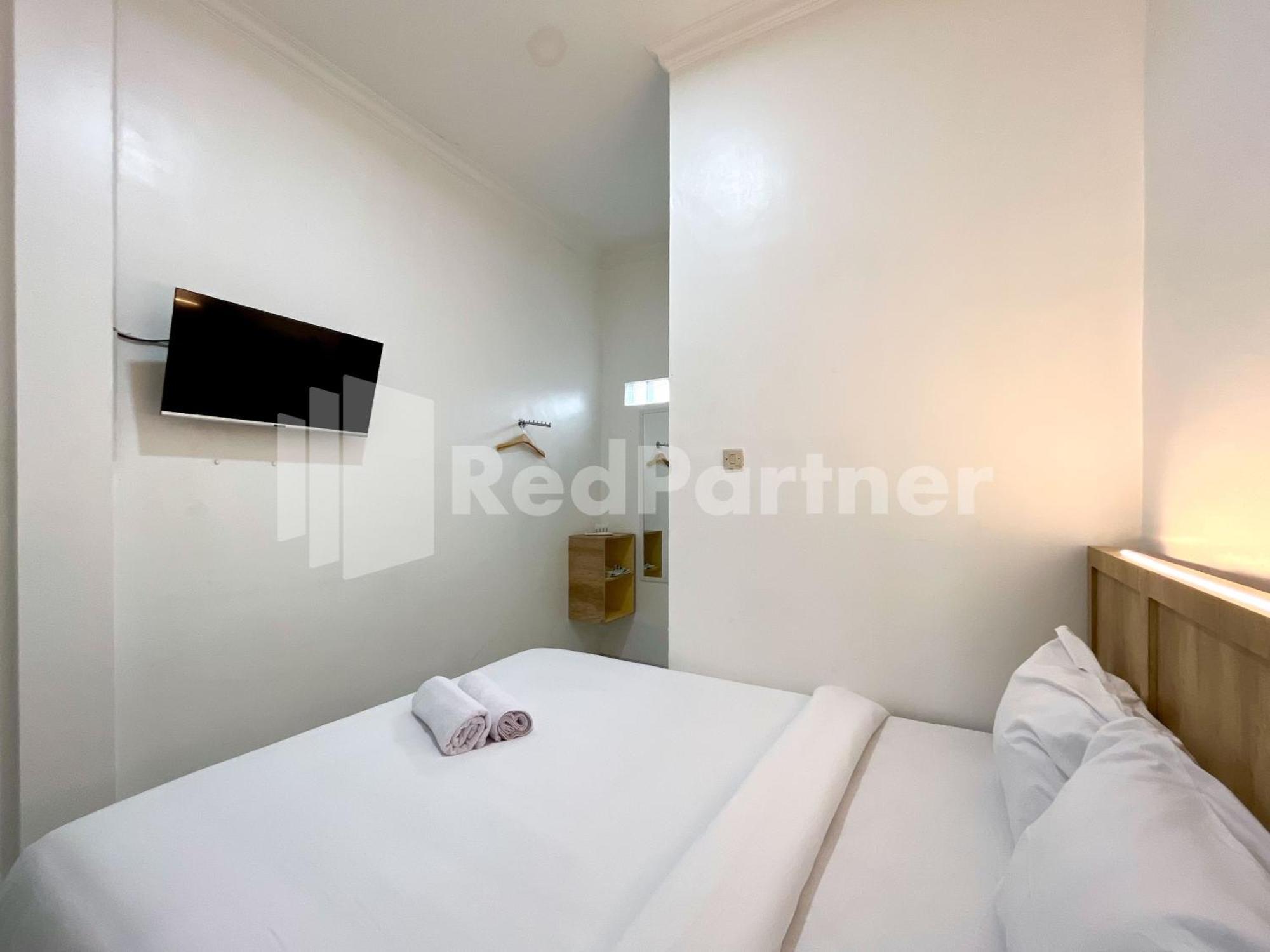 D Palma Near Lokananta Manahan Mitra Reddoorz Surakarta  Exterior photo