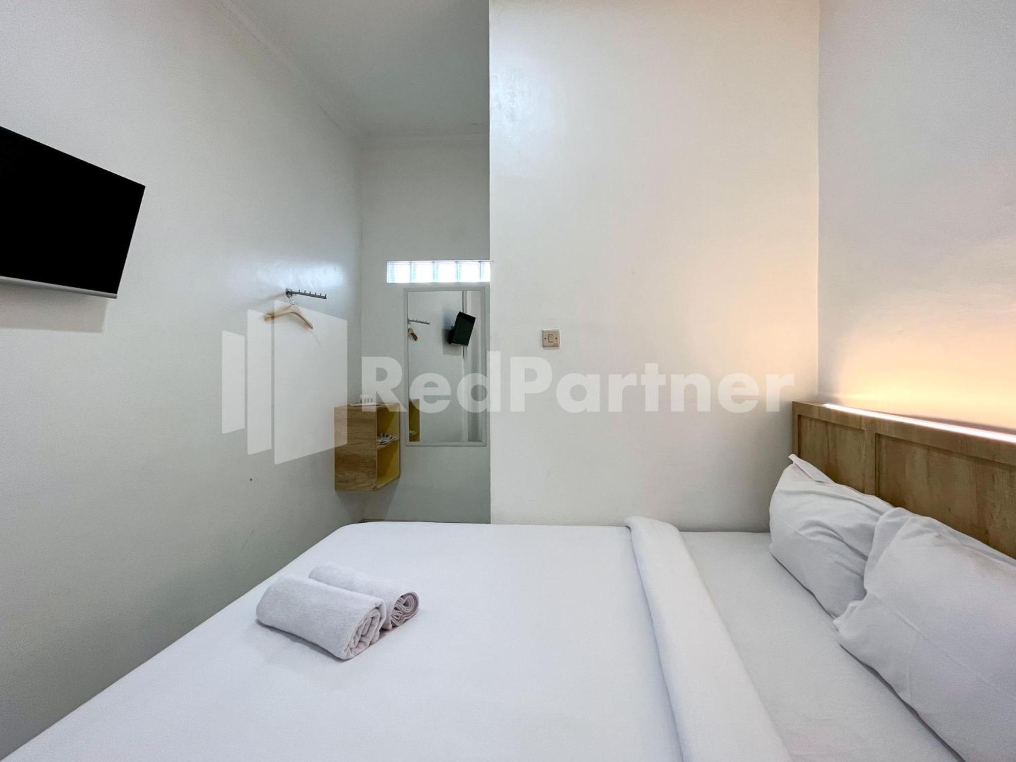D Palma Near Lokananta Manahan Mitra Reddoorz Surakarta  Exterior photo